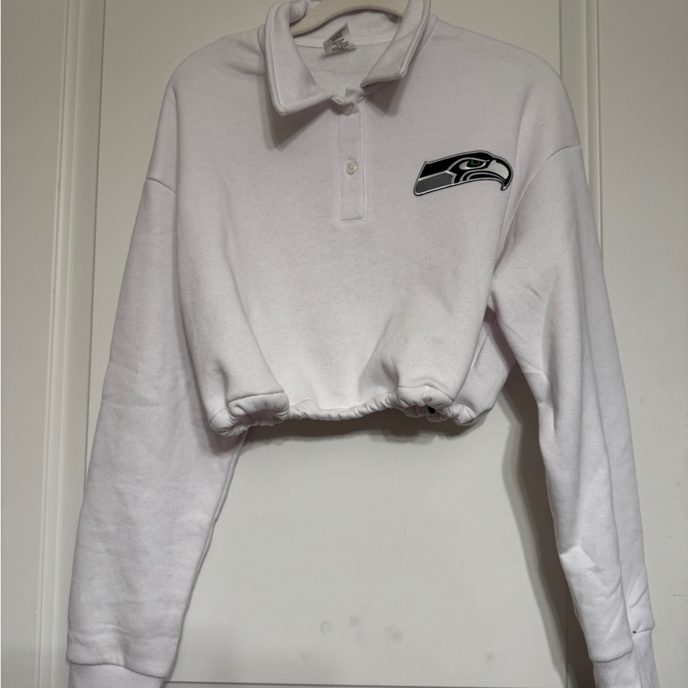 Seattle Seahawks Women's White Cropped Polo Sweatshirt medium